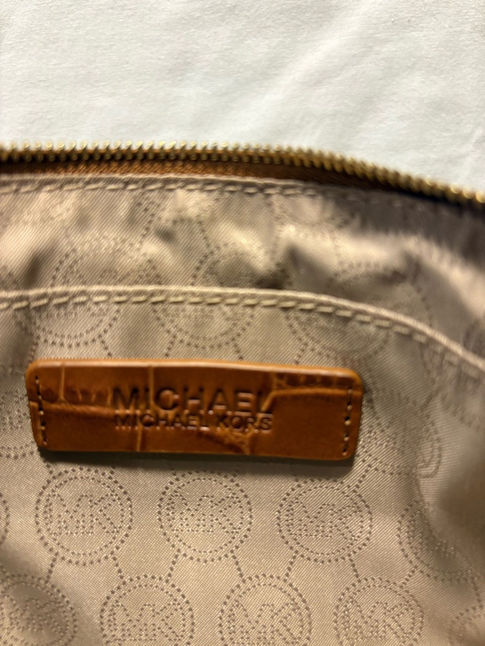 Michael Kors Selma Pick Stitch Large Zip Clutch - Picture 4 of 5